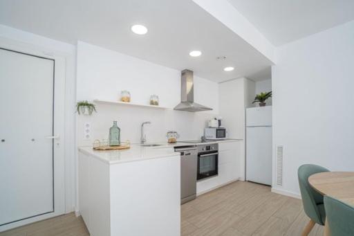 Apartamento Marivent 2023 Rosas